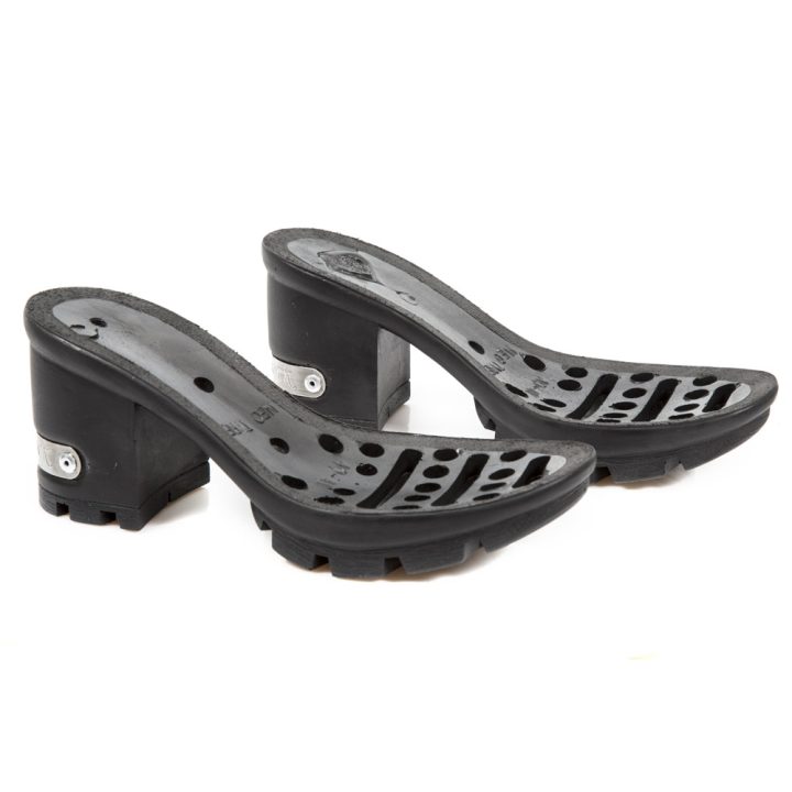 PS_NEOTYRE_NEG1 (44) -- DISPONIBLE LE: 18-08-2023 En rupture de stock Pré-commande